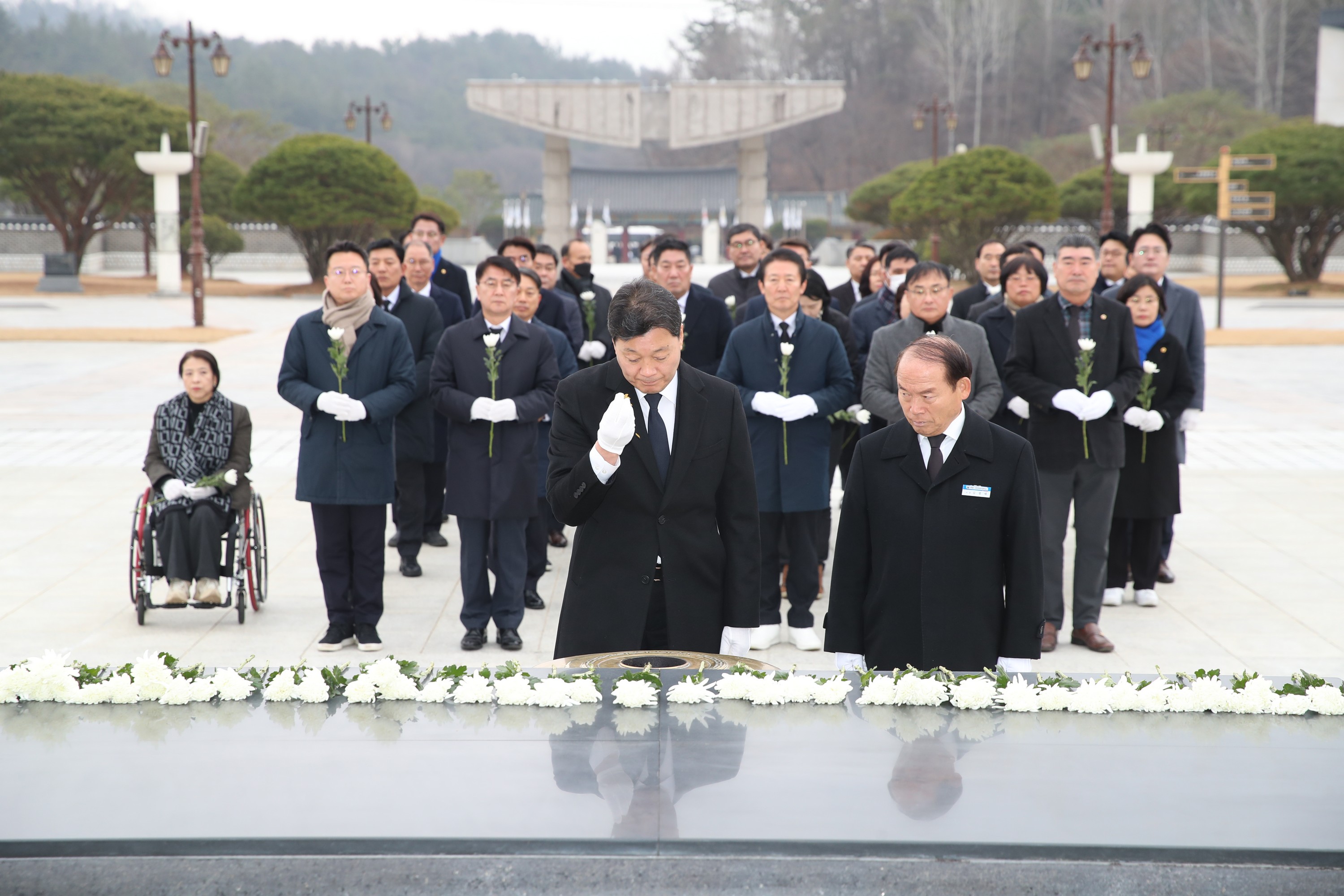 2024년 신년 국립5.18민주묘지 참배 첨부이미지 : 0001_20240102165150_0.jpg