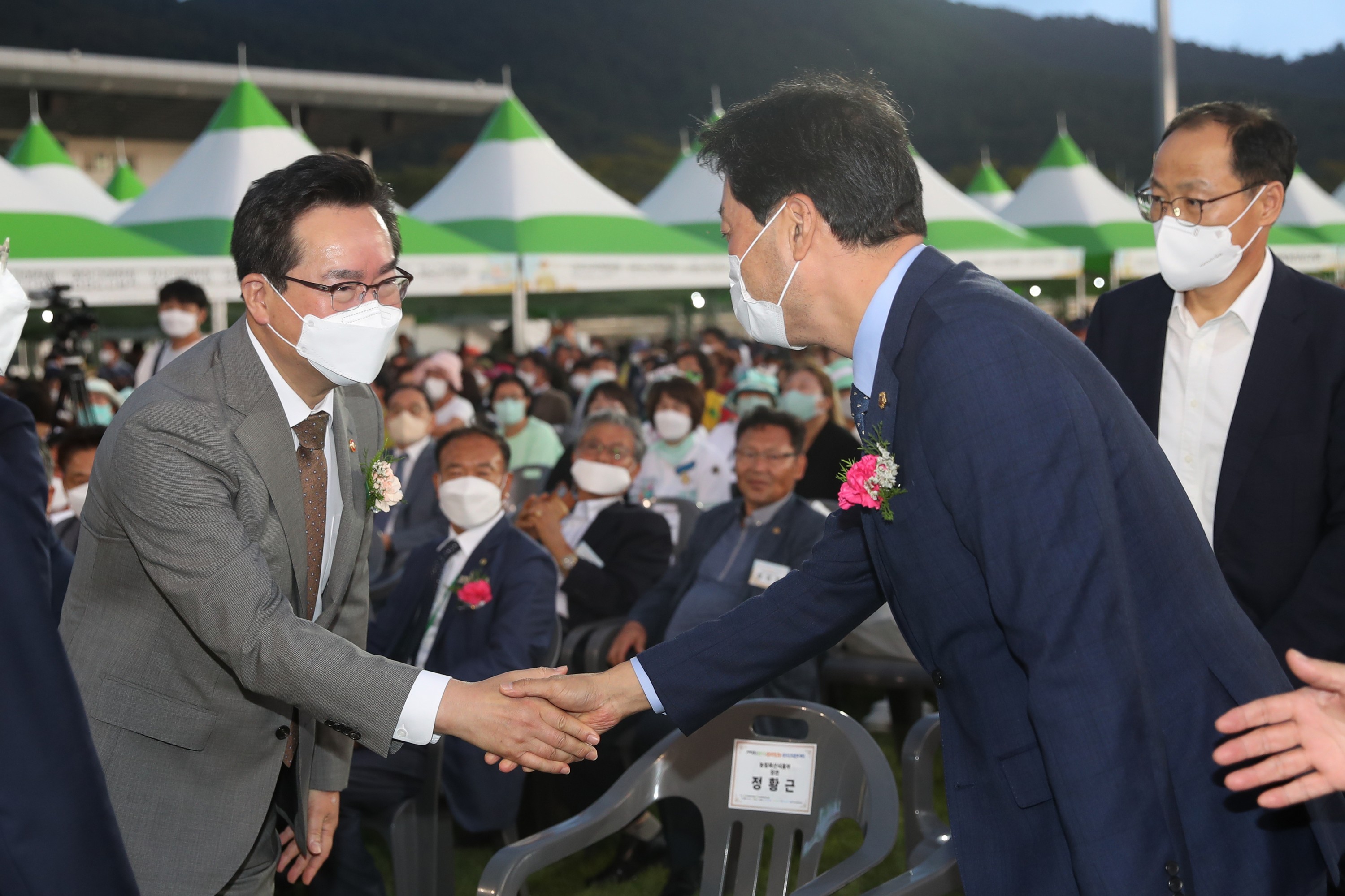 제7회 한국쌀전업농 전국회원대회 첨부이미지 : 22년09월15일 제7회 한국쌀전업농 전국회원대회 - 003.jpg