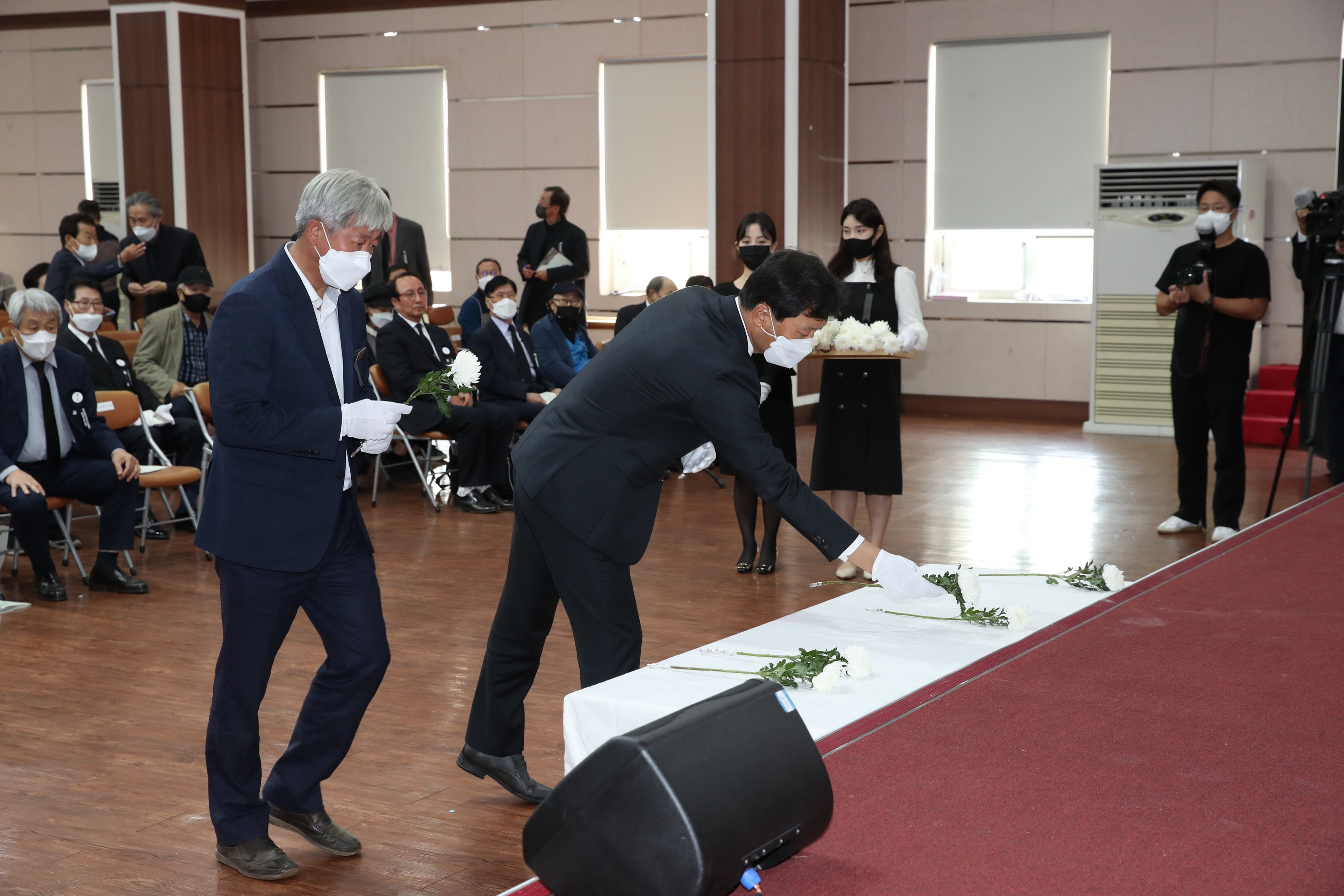 한국전쟁 민간인 희생자 합동위령제 첨부이미지 : 22년11월01일 한국전쟁 민간인 희생자 합동위령제 - 009.jpg