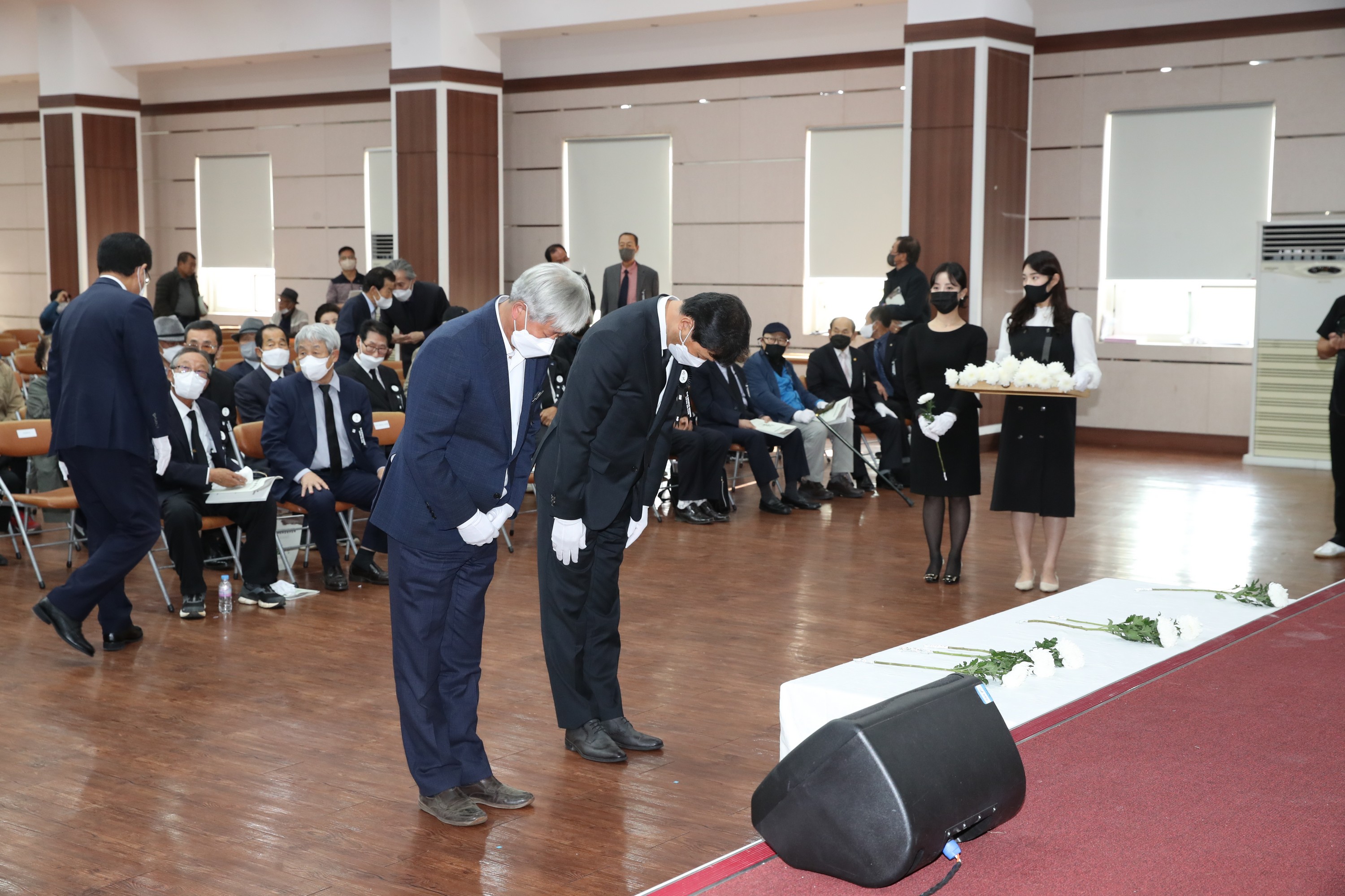 한국전쟁 민간인 희생자 합동위령제 첨부이미지 : 22년11월01일 한국전쟁 민간인 희생자 합동위령제 - 011.jpg