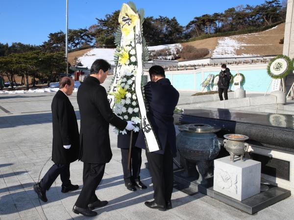 계묘년 신년 5ㆍ18묘지 참배