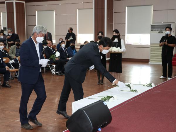 한국전쟁 민간인 희생자 합동위령제 첨부이미지 : 22년11월01일 한국전쟁 민간인 희생자 합동위령제 - 009.jpg