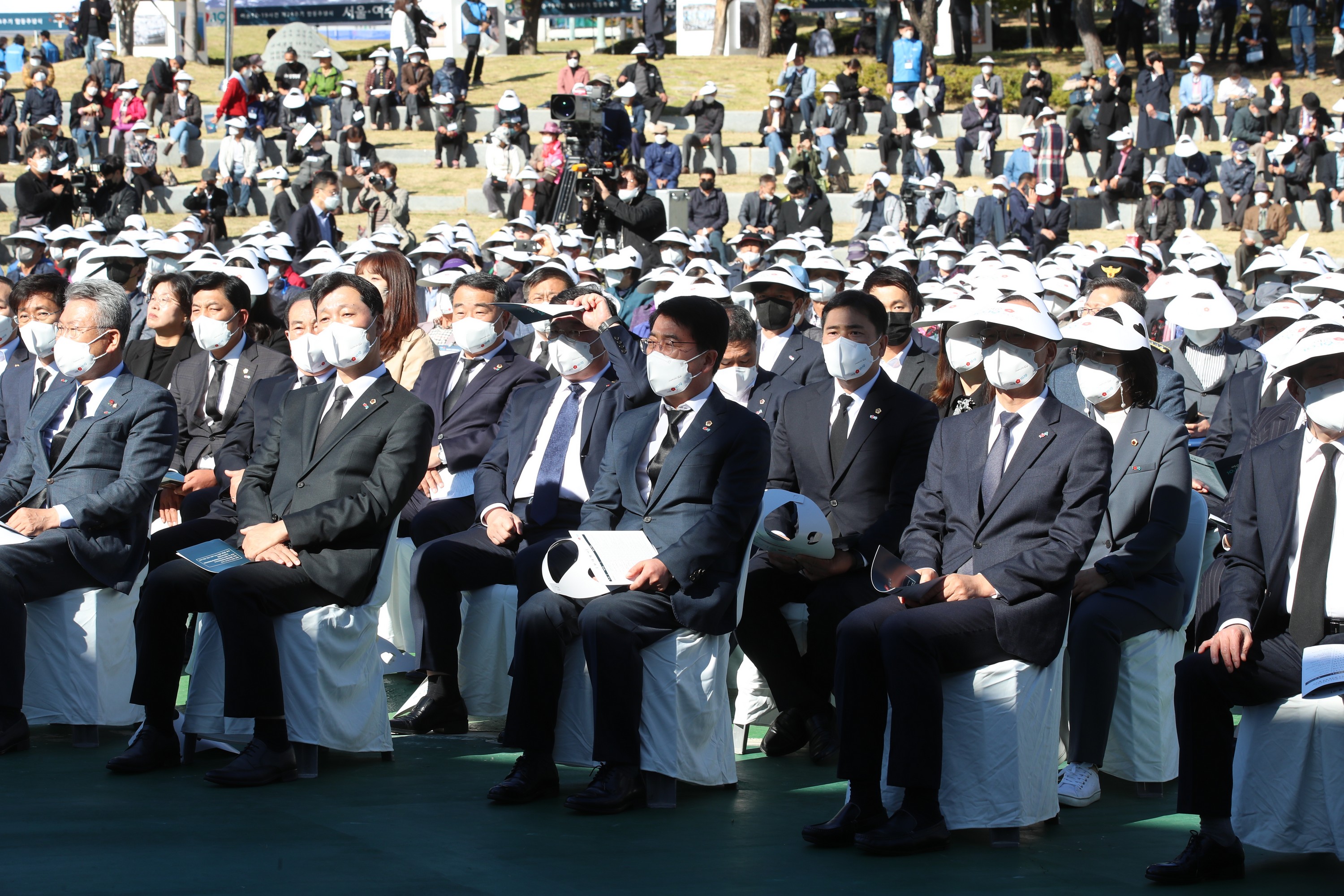 제74주기 여수.순천 10.19사건 합동추념식 첨부이미지 : 22년10월19일 제74주기 여수.순천 1019사건 합동추념식 - 0007.jpg