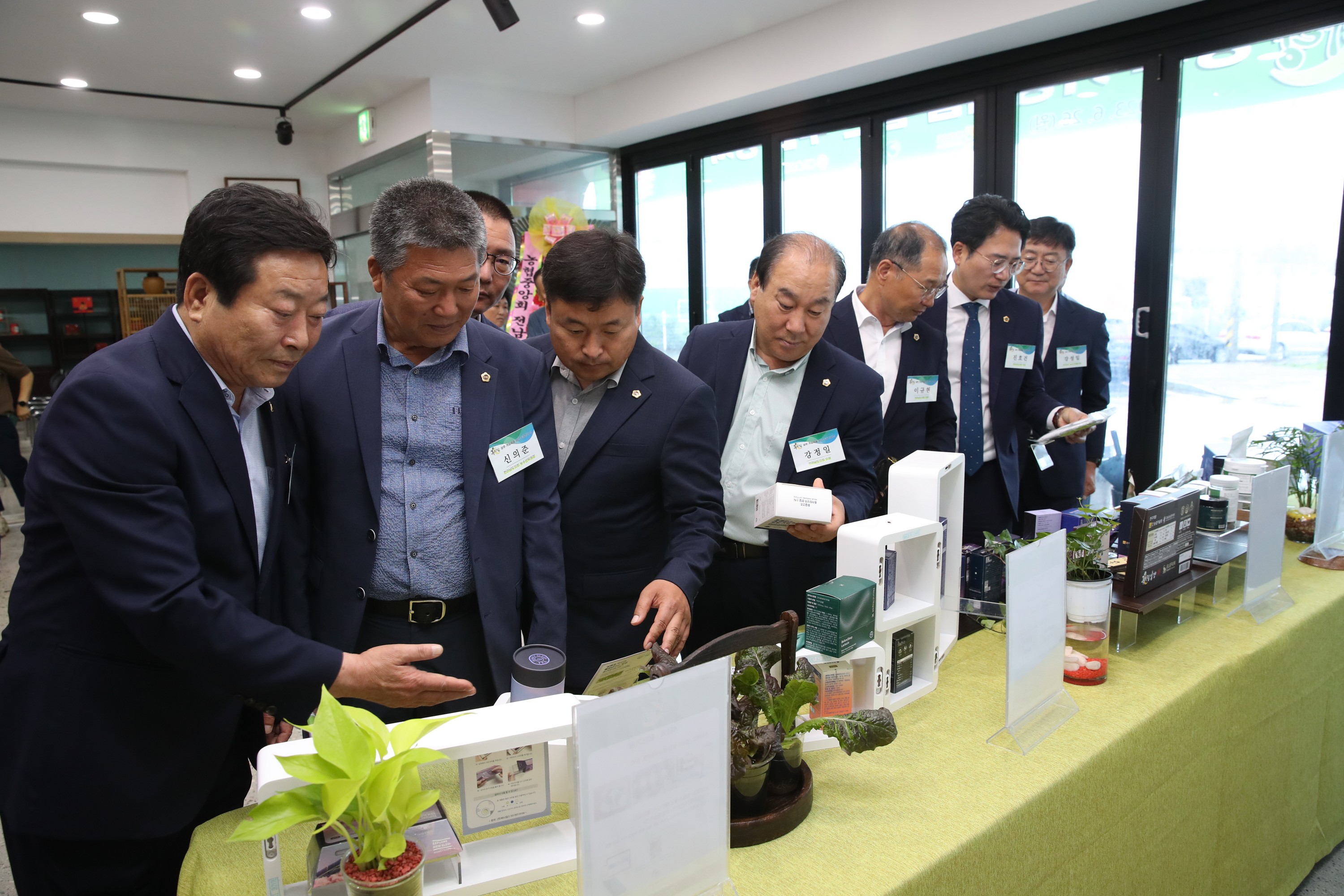 흑하랑 상추 가공제품 수출 상차식 첨부이미지 : 23년06월26일 흑하랑 상추 가공제품 수출 상차식 - 011.jpg