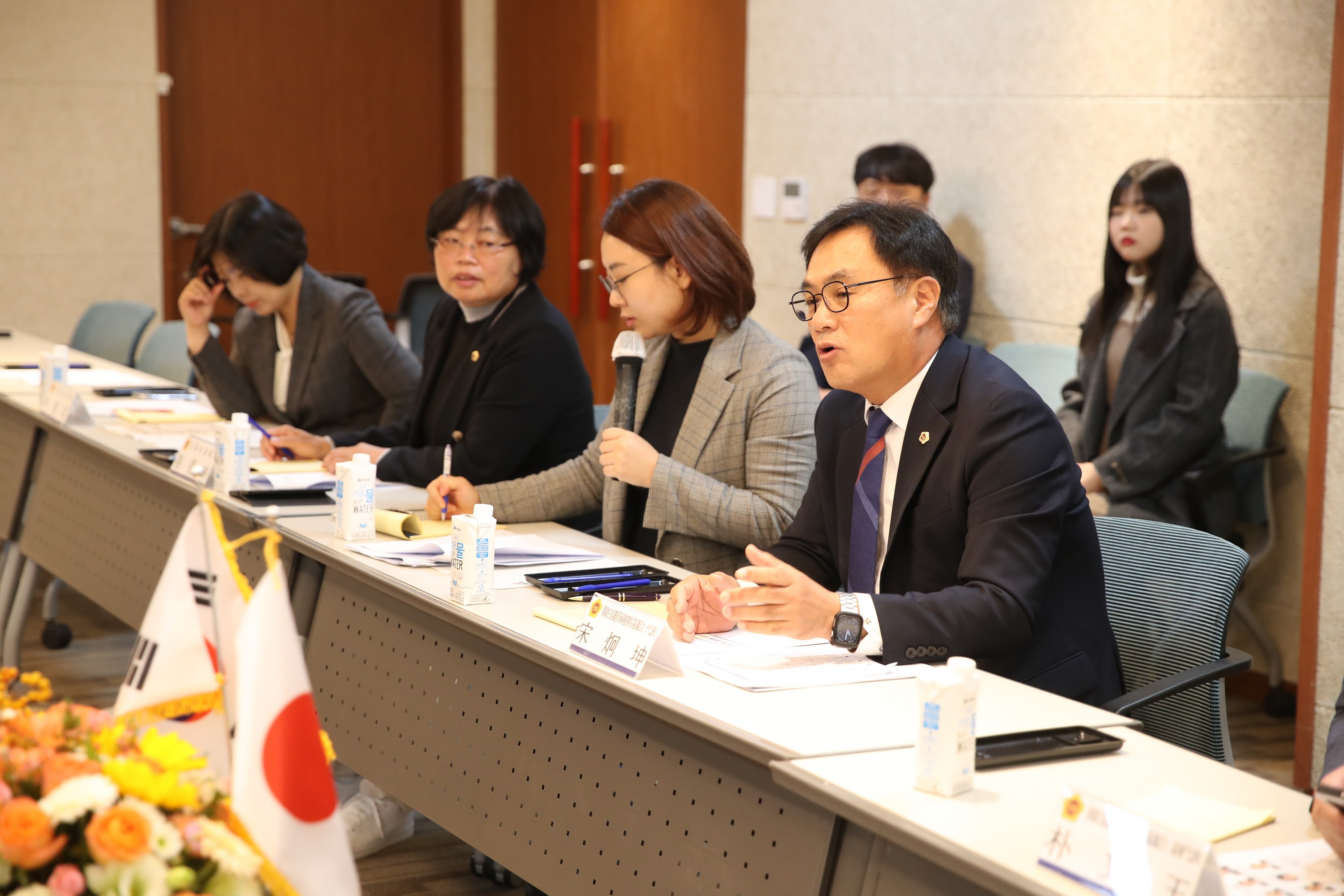 전라남도의회-사가현의회 간 국제교류 간담회 첨부이미지 : 0001_20231030131009_1.jpg