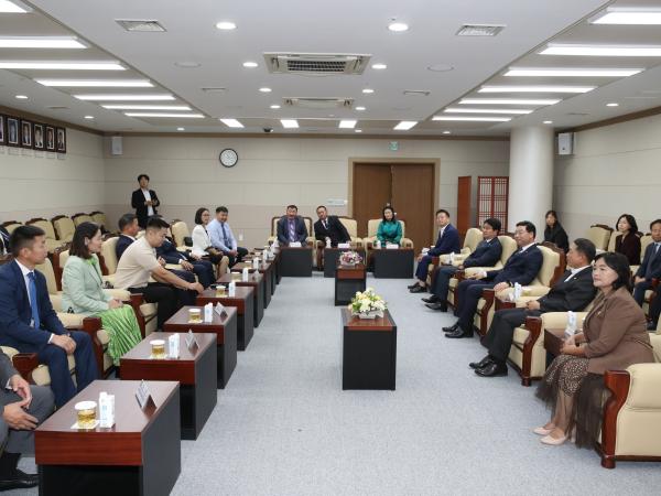 몽골 돈드고비의회와 간담회