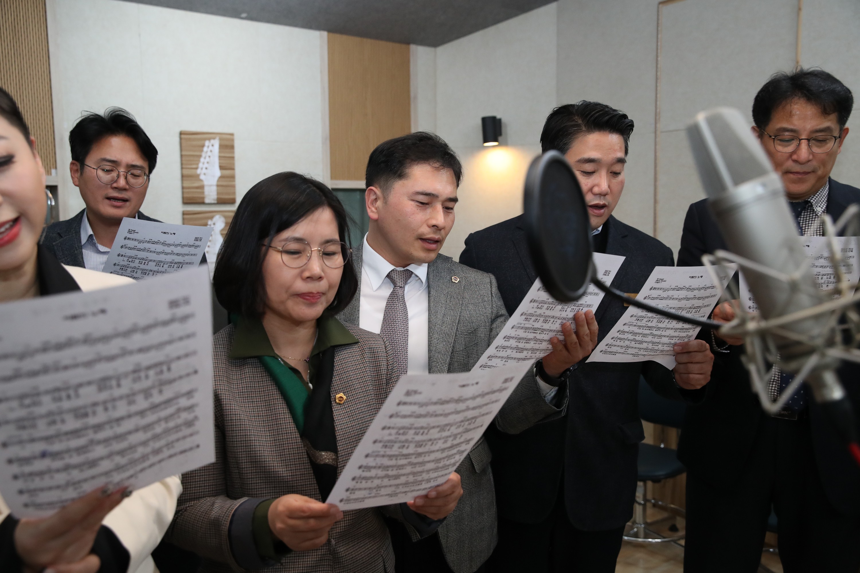 전라남도의회 정책연구 토론회 첨부이미지 : 23년02월27일 전라남도의회 정책연구 토론회 - 064.jpg