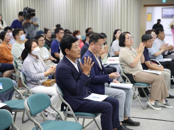 전남장애우권익문제연구소 창립20주년 기념 토론회 첨부이미지 : 23년09월06일 전남장애우권익문제연구소 창립 20주년 기념 토론회 - 005.jpg