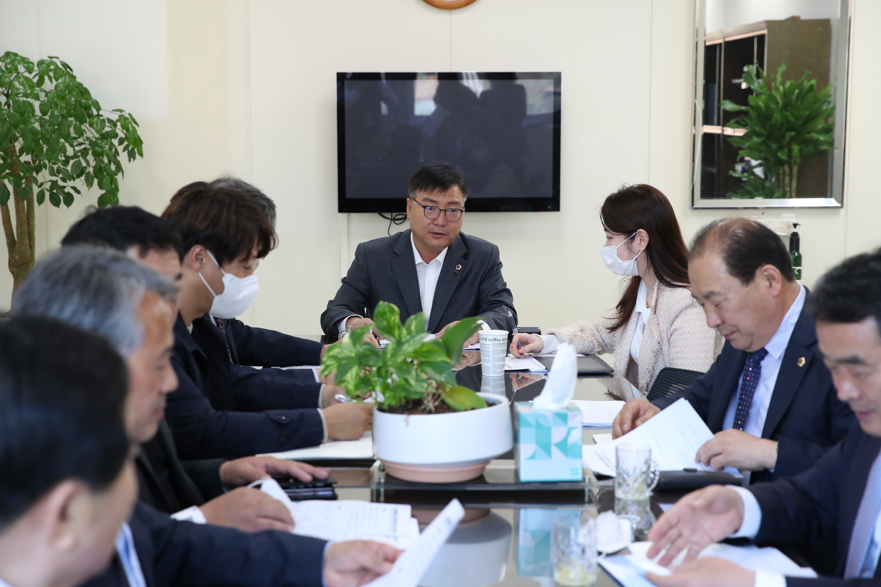 수산정책발전연구회 정책용역 보고회 첨부이미지 : 22년11월16일 수산정책발전연구회 정책용역 보고회 - 011.jpg