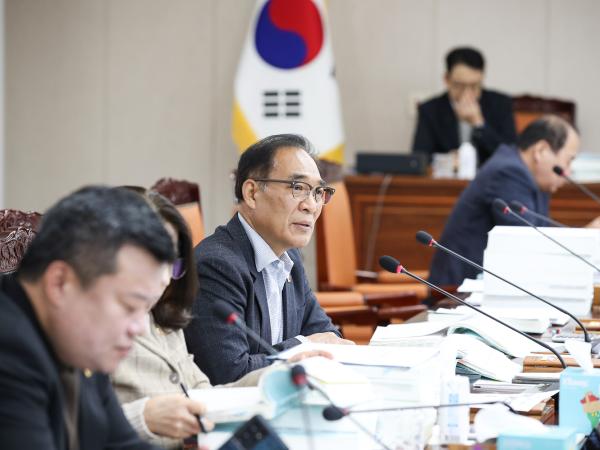 전라남도교육비 특별회계 2025년도 예산안 심사 첨부이미지 : 24년12월10일 전라남도교육비 특별회계 2025년 예산안 심사_13.jpg