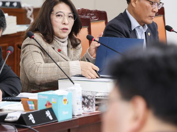 전라남도교육비 특별회계 2025년도 예산안 심사 첨부이미지 : 24년12월10일 전라남도교육비 특별회계 2025년 예산안 심사_83.jpg