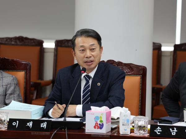 무상급식 예산안 관련 예산결산특별위원회 간담회 첨부이미지 : 24년12월02일 무상급식 예산안 관련 예산결산특별위원회 간담회 - 054.jpg