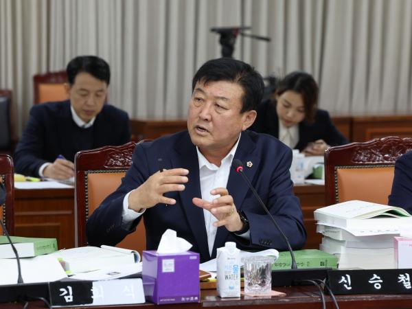 전라남도 2025년도 예산안 심사 첨부이미지 : 24년12월03일 전라남도 2025년도 예산안 심사 - 073.jpg