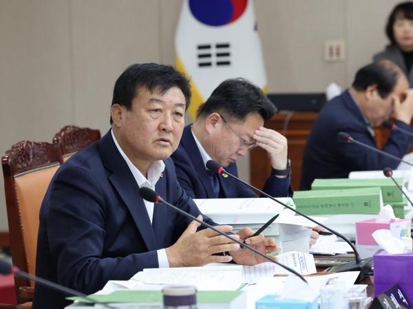 전라남도 2025년도 예산안 심사 첨부이미지 : 24년12월03일 전라남도 2025년도 예산안 심사 - 080.jpg