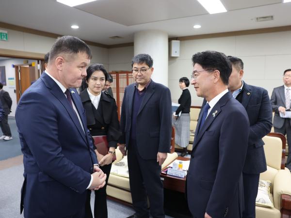 전라남도의회-우즈베키스탄 카라칼파크스탄의회 상호협력의향서 체결식