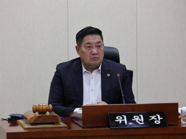 제386회 정례회 안전건설소방위원회 행정사무감사 첨부이미지 : 24년11월06일 제386회 정례회 안전건설소방위원회 행정사무감사 - 036.jpg