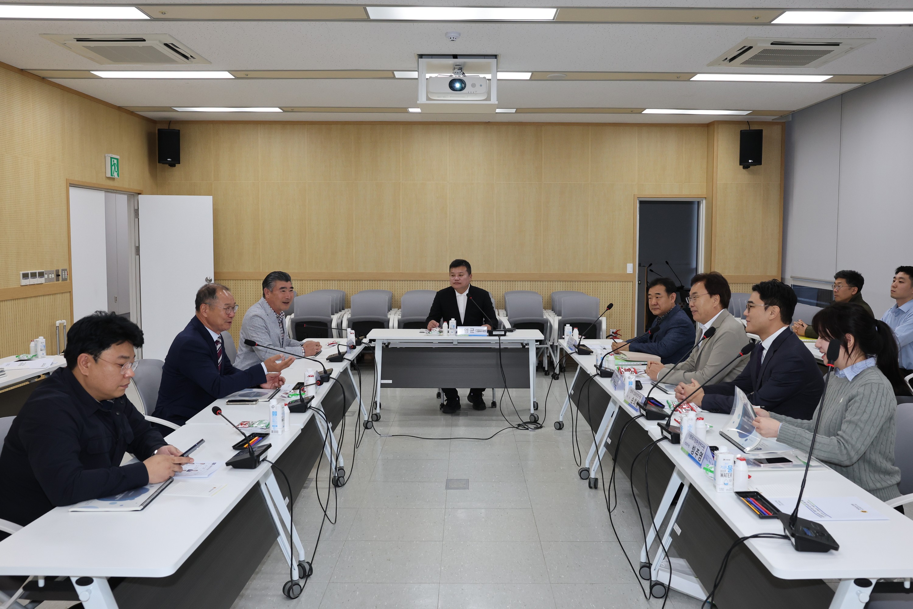 농촌발전연구회 정책연구용역 중간보고회 첨부이미지 : 24년10월28일 농촌발전연구회 정책연구용역 중간보고회 - 003.jpg