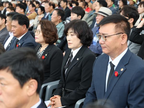 여수ㆍ순천 10.19사건 제76주기 합동추념식 첨부이미지 : 24년10월19일 여수ㆍ순천 10.19사건 제76주기 합동추념식 - 021.jpg