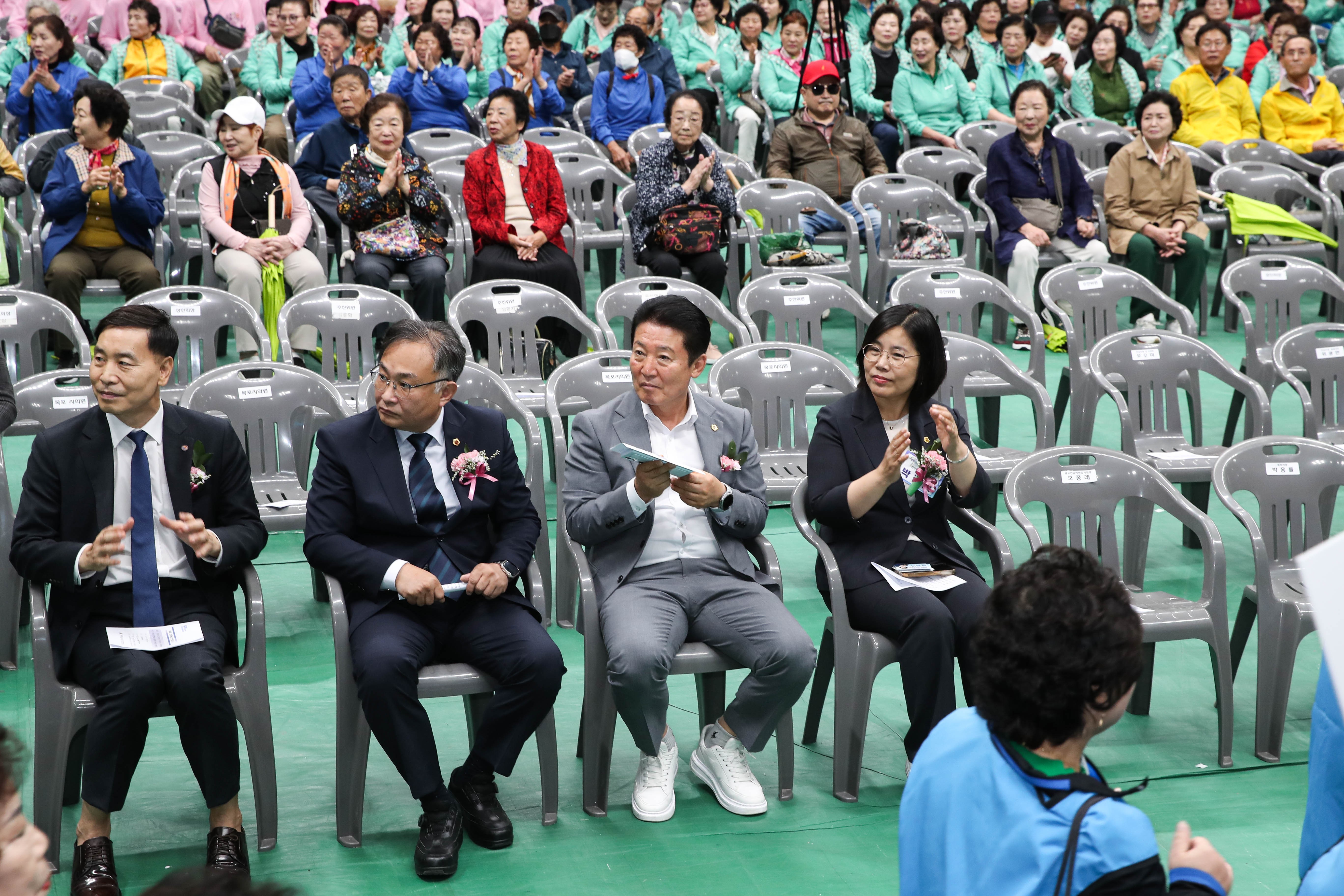 제3회 전라남도 상인의 날 첨부이미지 : 24년10월10일 제3회 전라남도 상인의 날_09.jpg