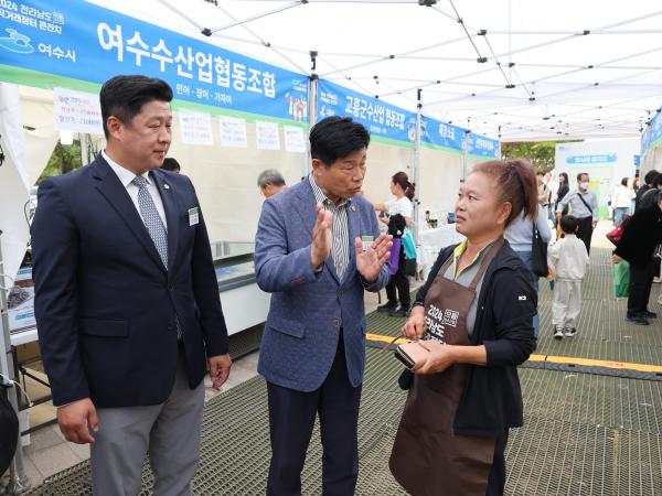 2024 전라남도 직거래장터 큰잔치 첨부이미지 : 24년10월14일 2024 전라남도 직거래장터 큰잔치 - 024.jpg