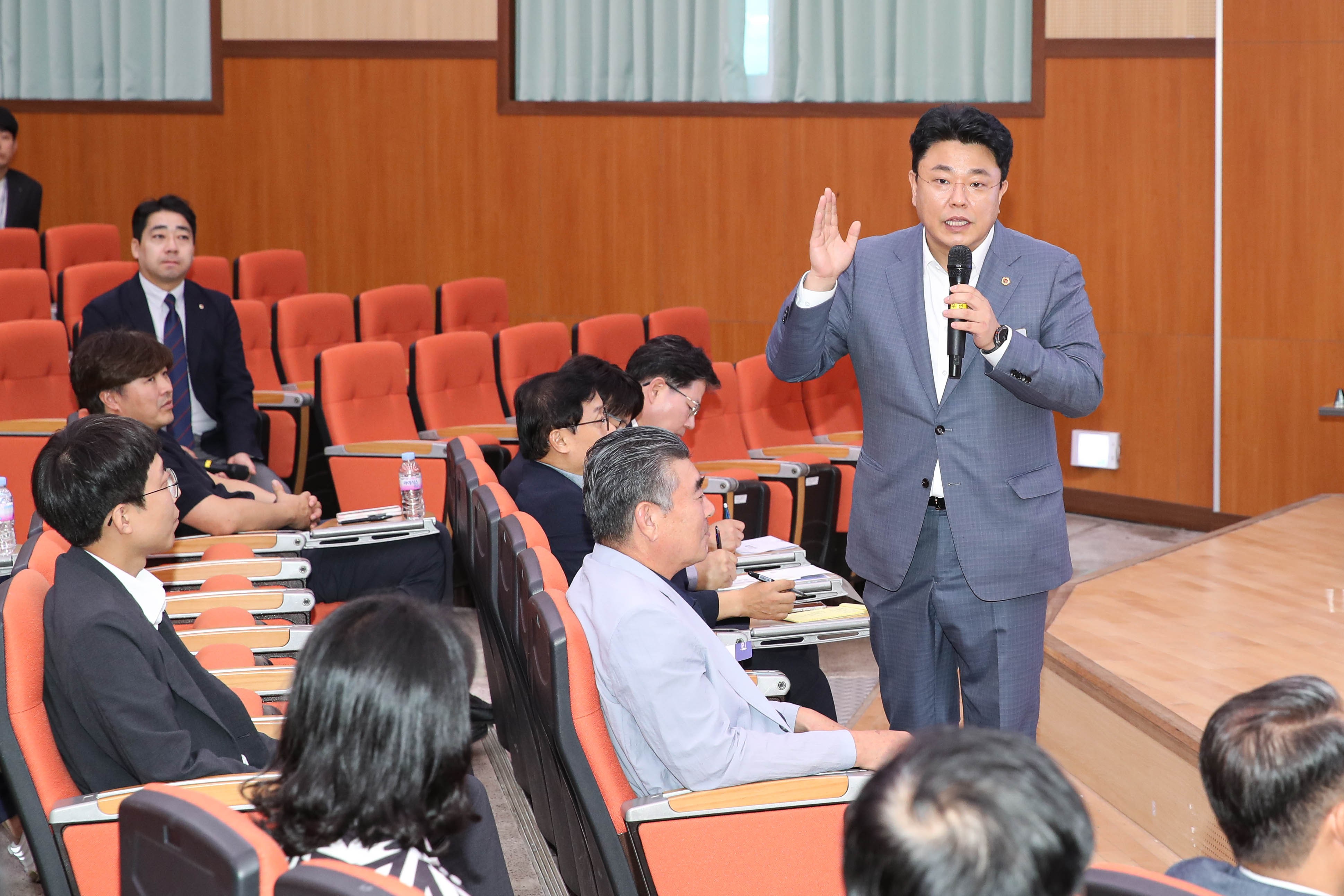 전라남도의회-전남교육가족과의 미래교육 대담회 첨부이미지 : 24년09월30일 전라남도의회-전남교육가족과의 미래교육 대담회_07.jpg