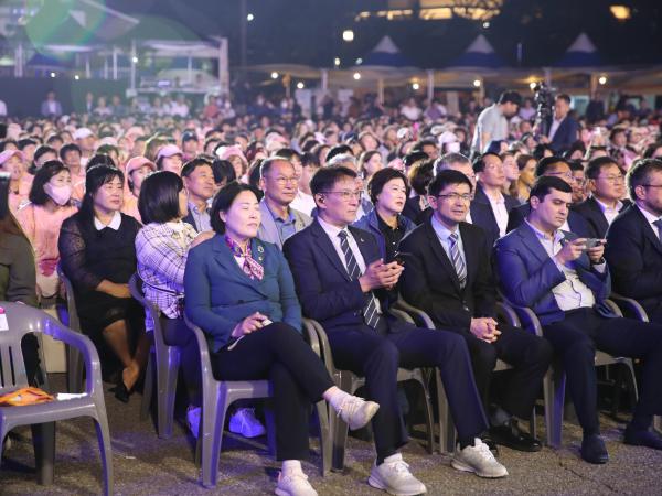 제30회 국제남도음식문화큰잔치 첨부이미지 : 24년09월27일 제30회 국제남도음식문화큰잔치_29.jpg