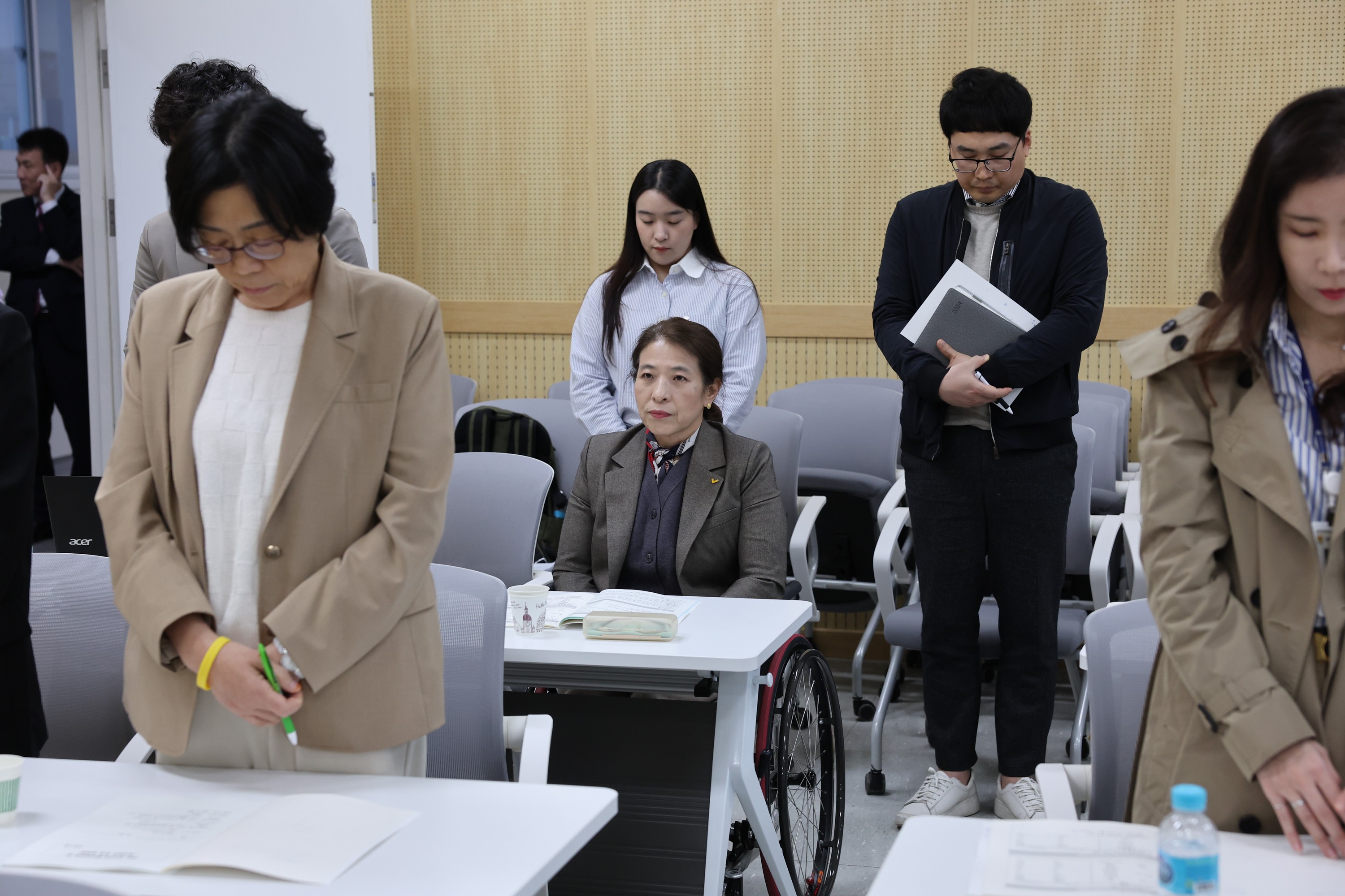 전라남도청소년노동인권실태 및 개선방안 모색 토론회 첨부이미지 : 24년10월30일 전라남도 청소년노동인권실태 및 개선방안 모색 토론회 - 002.jpg