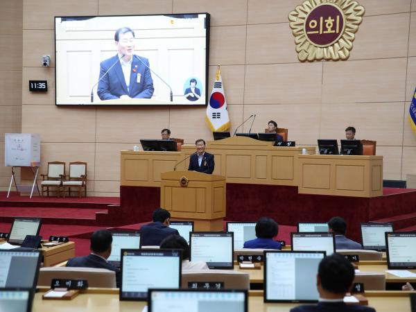 제382회 임시회 제1차 본회의 의장단 및 상임위원장 선거 첨부이미지 : 24년06월27일 제382회 임시회 제1차 본회의 - 211.jpg