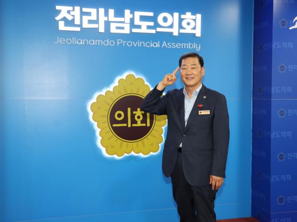 제15회 우수의정대상 시상식 첨부이미지 : 24년06월18일 제15회 우수의정대상 시상식 - 054.jpg