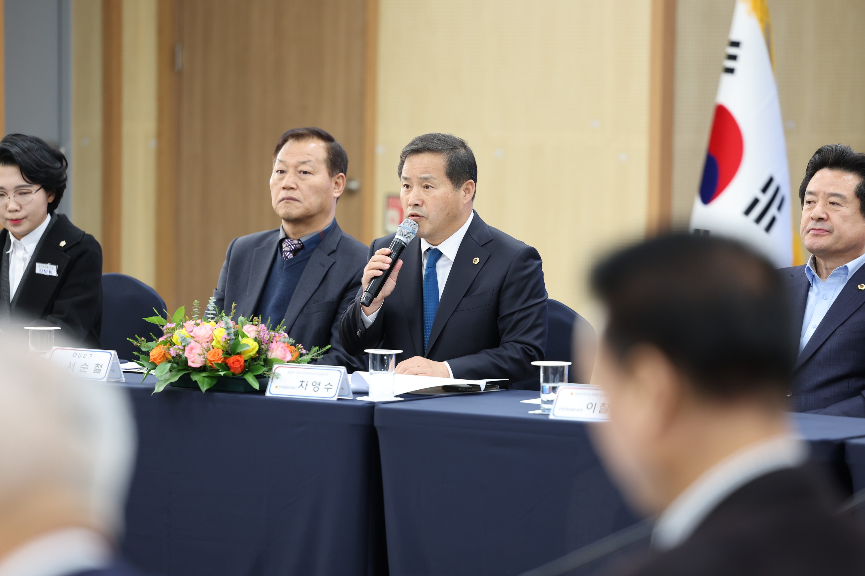 대한민국시도의회운영위원장협의회 제5차 정기회 첨부이미지 : 24년02월28일 대한민국시도의회운영위원장협의회 제5차 정기회 - 042.jpg