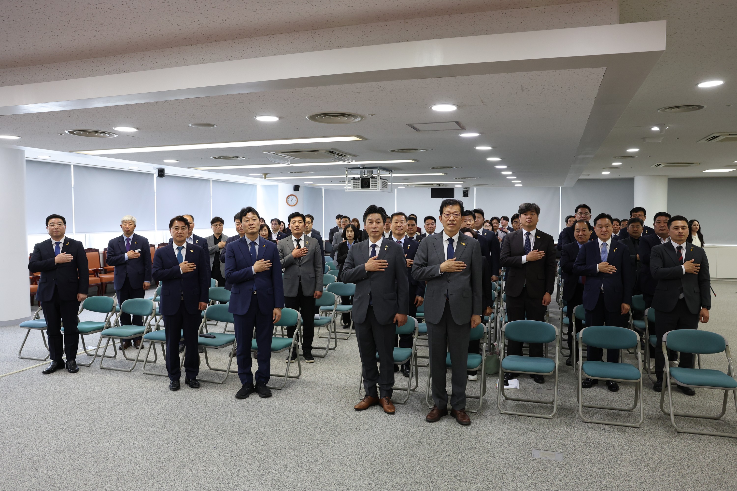 2024년 고위직 대상 맞춤형 폭력 예방교육 첨부이미지 : 24년04월16일 2024년 고위직 대상 맞춤형 폭력 예방교육 - 002.jpg