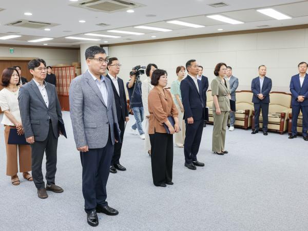 24년 하반기 정기인사 임용장 수여식 첨부이미지 : 24년07월05일 24년 하반기 정기인사 임용장 수여식_18.jpg