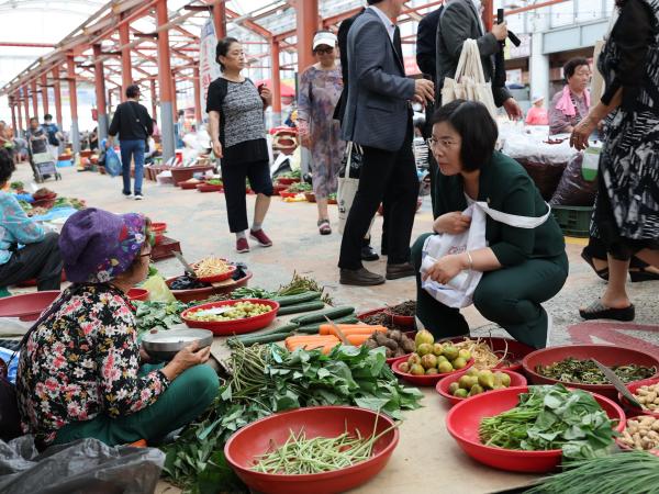 추석 명절 맞이 전통시장 장보기 첨부이미지 : 24년09월11일 추석 명절 맞이 전통시장 장보기 - 026.jpg