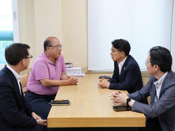 추석 명절 사회복지시설 위문 첨부이미지 : 24년09월11일 추석 명절 사회복지시설 위문 - 016.jpg