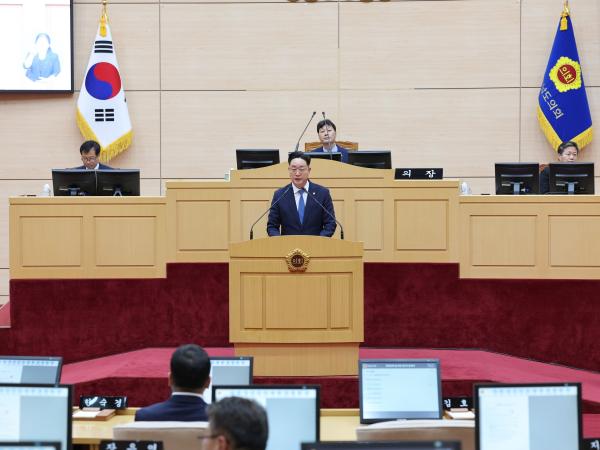 제380회 임시회 제2차 본회의 도정 및 교육행정 질문 첨부이미지 : 24년05월21일 제380회 임시회 제2차 본회의 도정 및 교육행정 질문 - 094.jpg