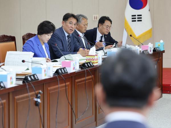 전라남도 2024년도 제1회 추경예산안 심사 첨부이미지 : 24년05월16일 2024년도 제1회 추경예산안 심사 - 075.jpg