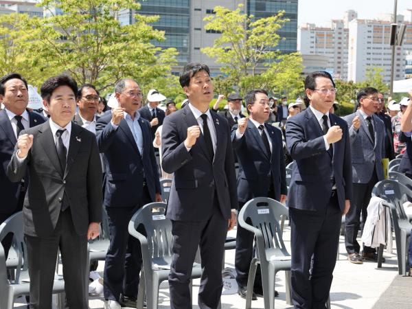 제44주년 5.18민중항쟁 기념식 첨부이미지 : 24년05월17일 제44주년 전남5.18민중항쟁 기념식 - 064.jpg