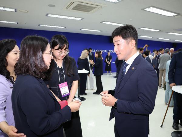 2024 대한민국 글로컬 미래교육 박람회 첨부이미지 : 24년05월29일 2024 대한민국 글로컬 미래교육 박람회 - 003.jpg