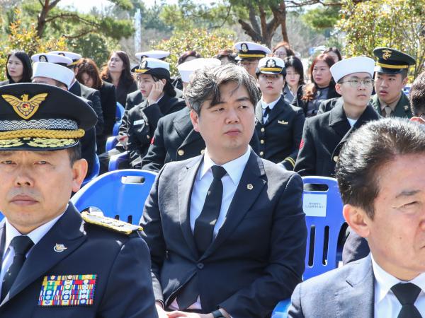 제9회 서해수호의 날 기념식 첨부이미지 : 03월22일 제9회 서해수호의 날 기념식_86.jpg