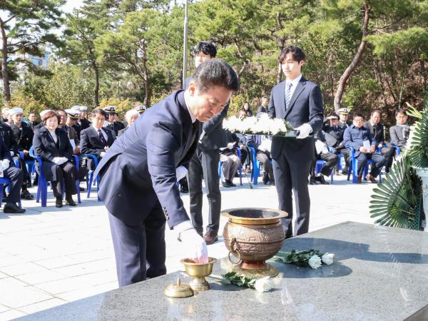 제9회 서해수호의 날 기념식 첨부이미지 : 03월22일 제9회 서해수호의 날 기념식_23.jpg