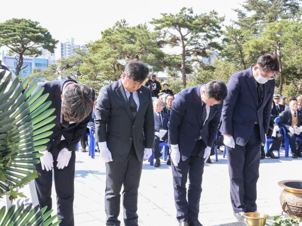 제9회 서해수호의 날 기념식 첨부이미지 : 03월22일 제9회 서해수호의 날 기념식_48.jpg