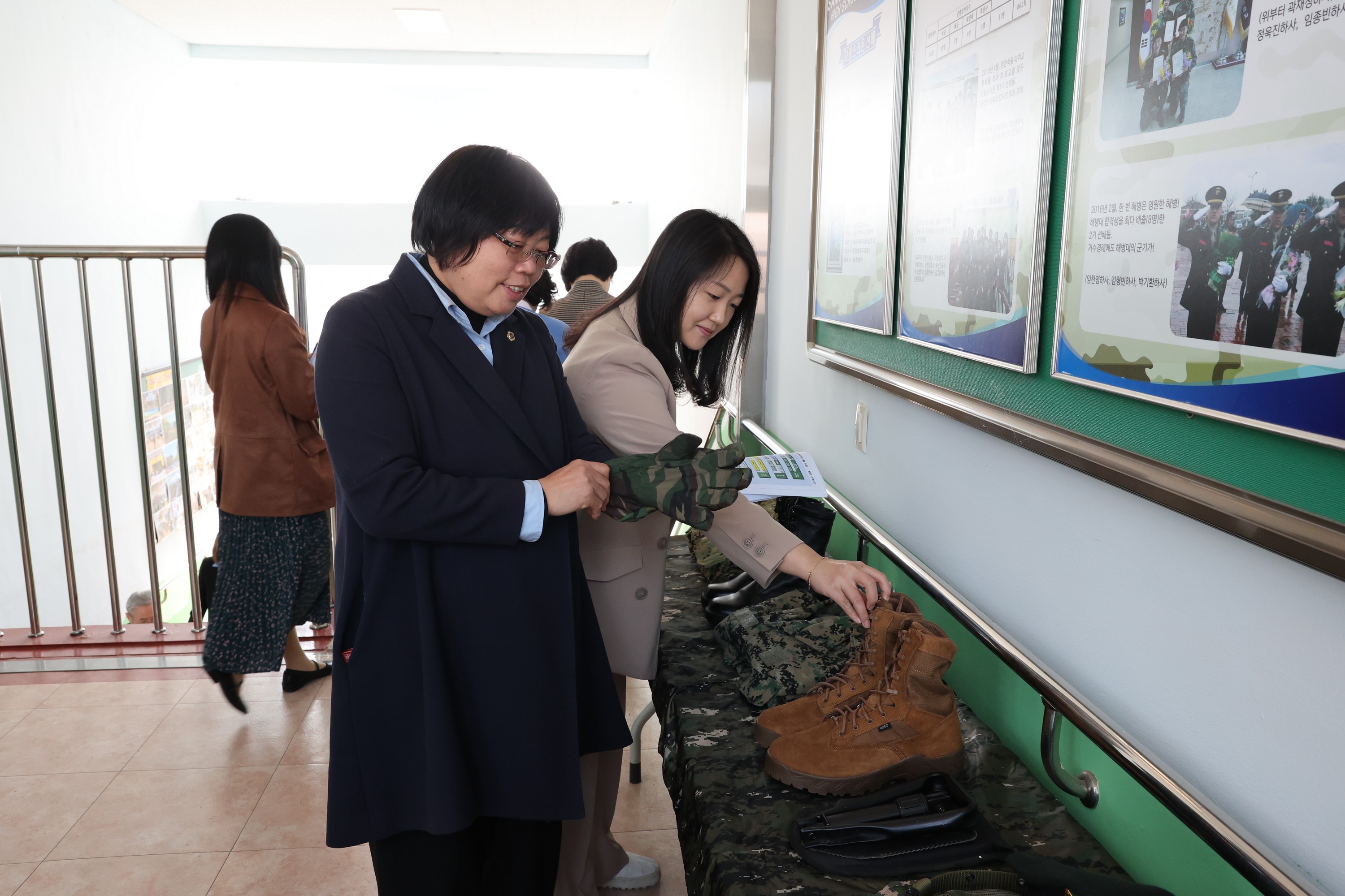 제378회 임시회 교육위원회 장성 삼계중.고등학교 현지활동 첨부이미지 : 24년03월18일 제378회 임시회 교육위원회 장성 삼계중.고등학교 현지활동 - 054.jpg