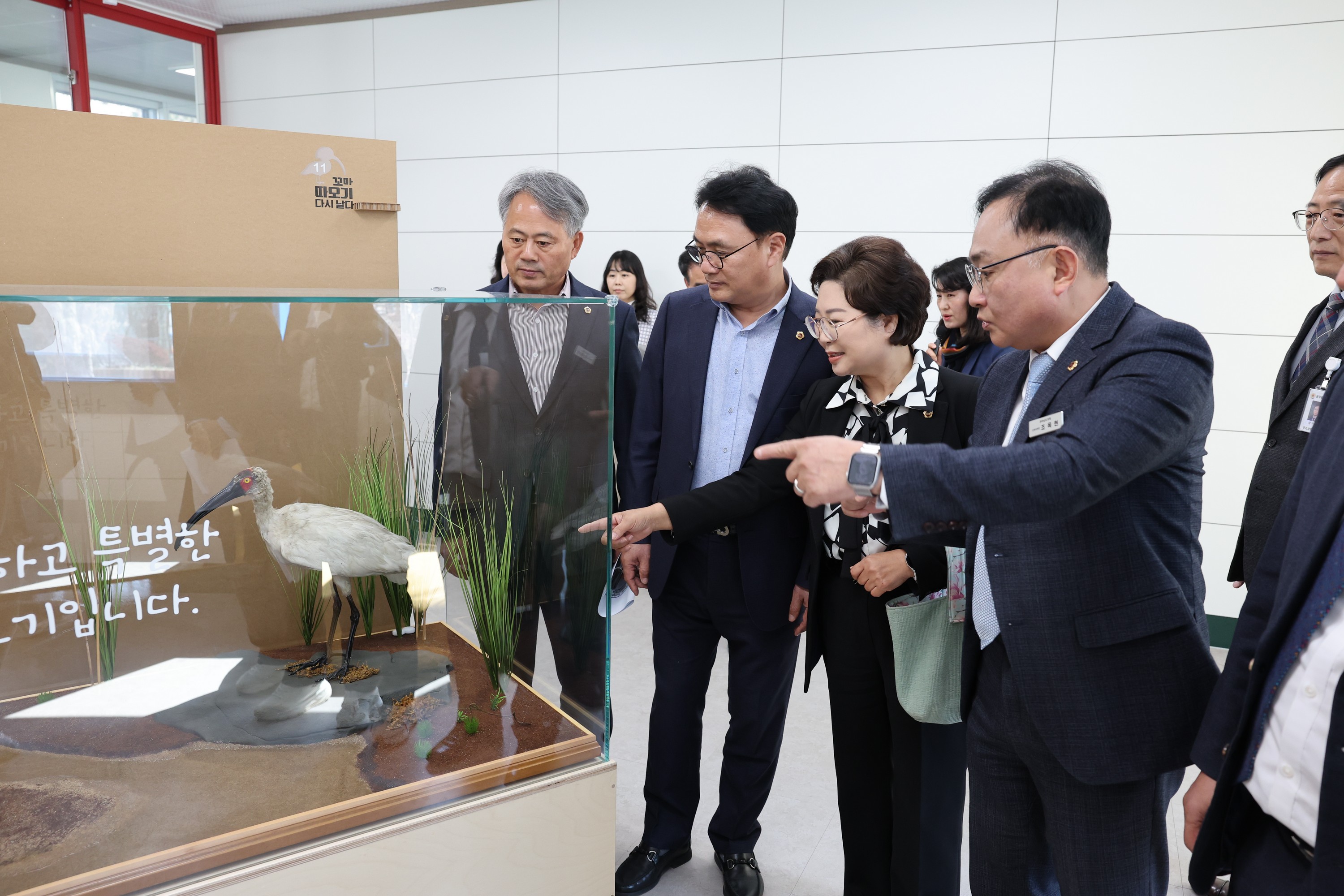 제378회 임시회 교육위원회 전라남도교육청 자연탐구원 현지활동 첨부이미지 : 24년03월18일 제378회 임시회 교육위원회 전라남도교육청자연탐구원 현지활동 - 046.jpg